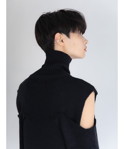 Ayla(アイラ)の「shoulder design knit onepiece(ワンピース・レディース・ブラック/アイボリー/ブラウン・FREE)」の11枚目の写真