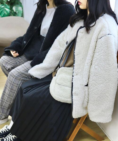 coen by Mr.SZK（コーエンバイミスタースズキ）の「super oversize パイピング ボアブルゾン【coen × Mr.SZK】（ブルゾン・メンズ・ブラック/ブラウン/オフホワイト・SMALL/MEDIUM/LARGE/X-LARGE）」の17枚目の写真