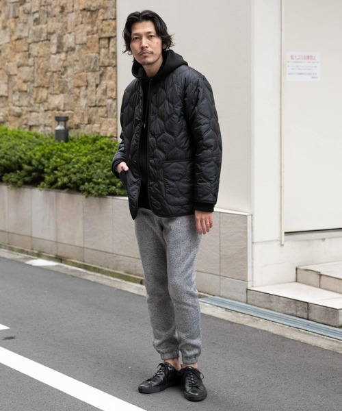 URBAN RESEARCH ROSSO MEN(アーバンリサーチロッソメン)の「ワッフルニットパーカー(パーカー・メンズ・グレー/ブラック・LARGE/X-LARGE/MEDIUM)」の11枚目の写真