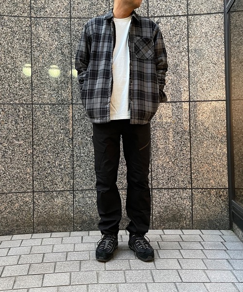 Hurley (ハーレー)の「M SANTA CRUZ SHERPA SHACKET / ハーレー 裏ボア フランネル シャツジャケット ユニセックス(シャツ/ブラウス・メンズ・カーキブラウン/グレー系その他/オリーブ/ブラック/ブラウン・SMALL/MEDIUM/LARGE/X-LARGE)」の3枚目の写真