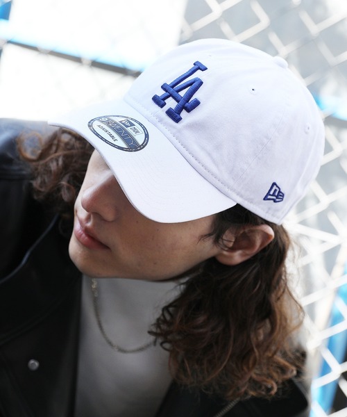 NEW ERA（ニューエラ）の「NEWERA MLB ベースボールキャップ（キャップ・メンズ・ブラック系/ブラック系1/グレー系/ダークグリーン系/ダークグリーン系1/グリーン系/ネイビー系/ネイビー系1/ネイビー系2/ネイビー系3/ホワイト系1/ブラック系3/ブラック系2/ホワイト系/レッド系/グリーン系1/グレー系1/ブラウン系/ネイビー系4/ベージュ系/ベージュ系1/グレー系2/ネイビー系7/ネイビー系8/ホワイト系2/ホワイト系3/グリーン系2/ブルー系/ネイビー系5/ネイビー系6/ベージュ系2/ベージュ系3・ONESIZE）」の3枚目の写真