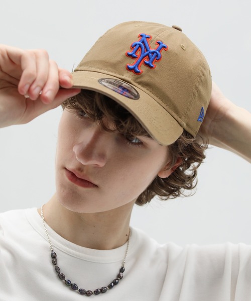 NEW ERA（ニューエラ）の「NEWERA MLB ベースボールキャップ（キャップ・メンズ・ブラック系/ブラック系1/グレー系/ダークグリーン系/ダークグリーン系1/グリーン系/ネイビー系/ネイビー系1/ネイビー系2/ネイビー系3/ホワイト系1/ブラック系3/ブラック系2/ホワイト系/レッド系/グリーン系1/グレー系1/ブラウン系/ネイビー系4/ベージュ系/ベージュ系1/グレー系2/ネイビー系7/ネイビー系8/ホワイト系2/ホワイト系3/グリーン系2/ブルー系/ネイビー系5/ネイビー系6/ベージュ系2/ベージュ系3・ONESIZE）」の17枚目の写真