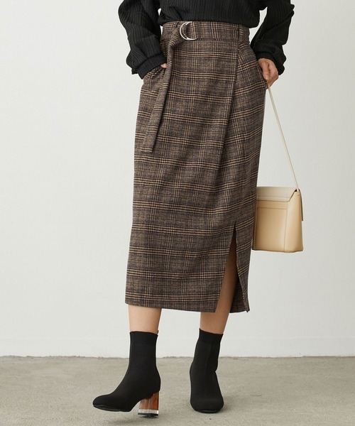 NICOLE white(ニコルホワイト)の「ベルト付きコクーンタイトスカート(スカート・レディース・グレー/サックスブルー/グレー系/ベージュ系・FREE)」の3枚目の写真