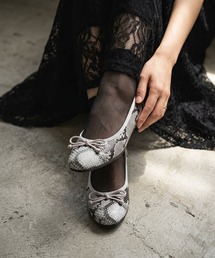 LibertyDoll 美シルエット履き心地やわらか ラウンドトゥフラットバレーパンプス
