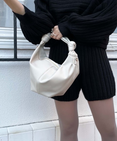 archives（アルシーヴ）の「ノットハンドルバッグ（ハンドバッグ・レディース・アイボリー/ブラック/グリーン・FREE）」の7枚目の写真