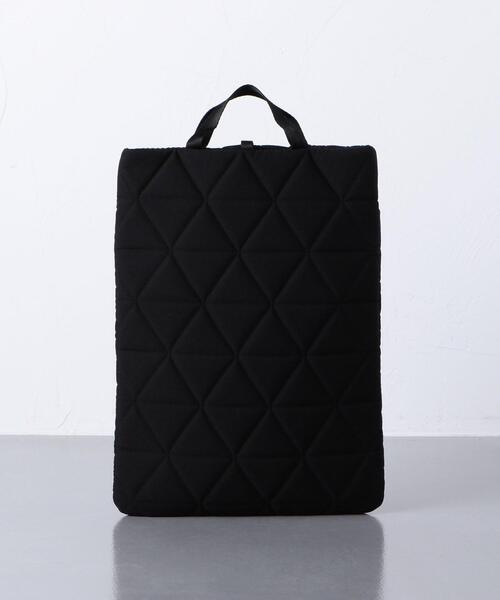 THE NORTH FACE(ザノースフェイス)の「<THE NORTH FACE> ジオフェイス PC スリーブ 13インチ(PC・タブレットケース・レディース・ブラック/ベージュ・FREE)」の3枚目の写真