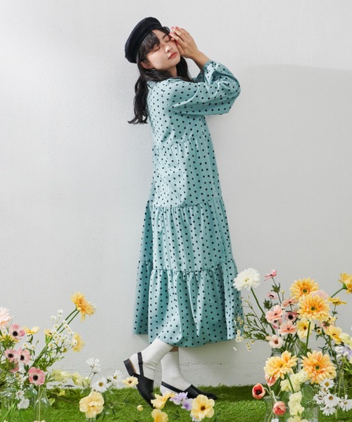 MERLOT(メルロー)の「カラフルドットティアードワンピース(ワンピース・レディース・ブラック/ピンク/ブルー・FREE)」の7枚目の写真