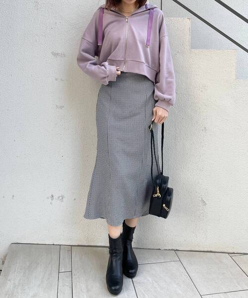 MAJESTIC LEGON（マジェスティックレゴン）の「フローラルカラーパーカー（パーカー・レディース・グレー/ブルー/ライトグリーン/アイボリー/ラベンダー/ピンクベージュ/ブラック・MEDIUM）」の21枚目の写真