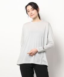 H.A.K（ハク）の「コットンシルク天竺フラワーロゴ刺しゅう長袖カットソー（Tシャツ/カットソー）」