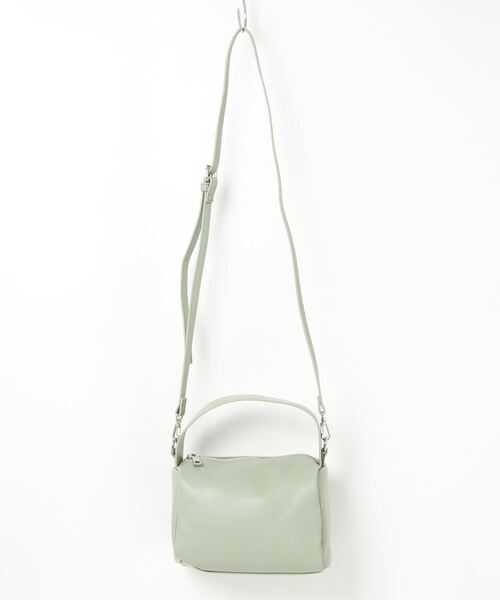 natural couture（ナチュラルクチュール）の「カラフルポーチ型バッグ（ショルダーバッグ・レディース・ブラック/ベージュ/イエロー/グリーン・FREE）」の10枚目の写真