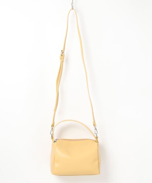 natural couture（ナチュラルクチュール）の「カラフルポーチ型バッグ（ショルダーバッグ・レディース・ブラック/ベージュ/イエロー/グリーン・FREE）」の11枚目の写真