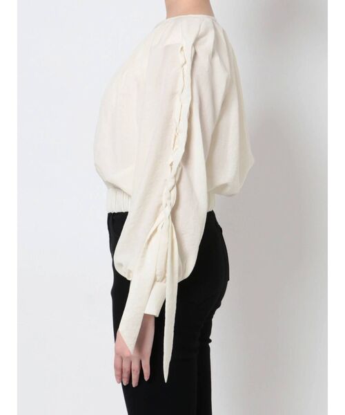 LAGUNAMOON(ラグナムーン)の「レースアップスリーブシアーブルゾン(ブルゾン・レディース・ホワイト/ブラック/アイボリー・FREE)」の15枚目の写真