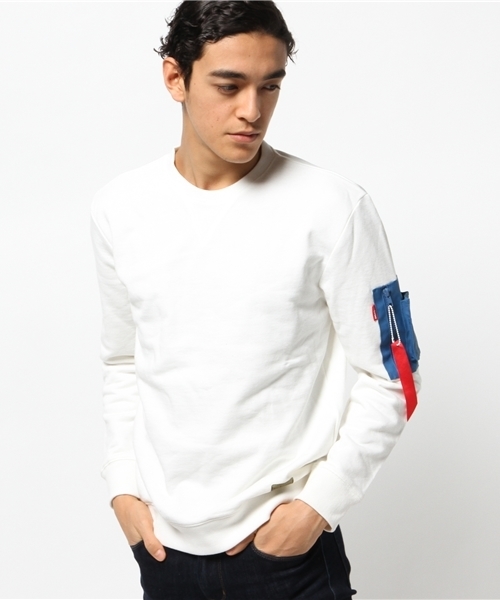 OUTLET(アウトレット)の「【WHO'S WHO gallery】EM裏毛トレーナー(スウェット・メンズ・ブラック/グレー/ホワイト・LARGE/MEDIUM)」の2枚目の写真