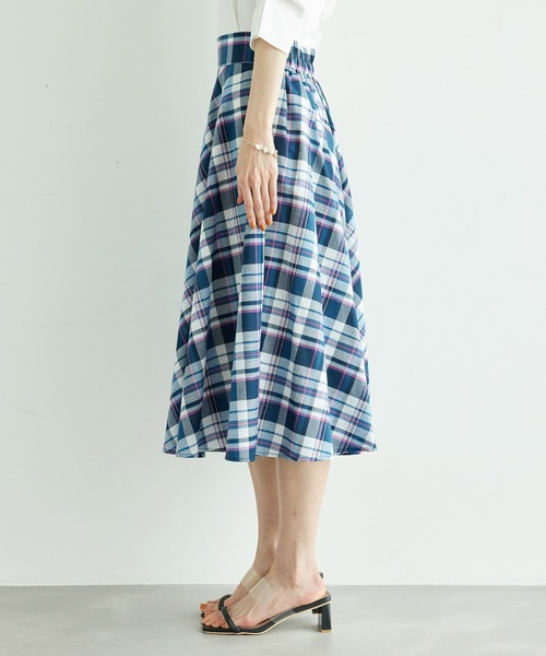 ROPE' PICNIC（ロペピクニック）の「【WEB限定カラー:ネイビー】着丈が選べるマドラスチェックスカート（スカート・レディース・ブラック/ネイビー/イエロー/グリーン・38/T38）」の8枚目の写真