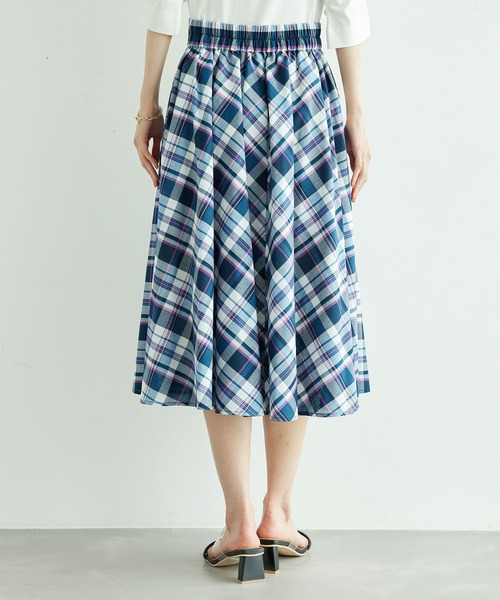 ROPE' PICNIC（ロペピクニック）の「【WEB限定カラー:ネイビー】着丈が選べるマドラスチェックスカート（スカート・レディース・ブラック/ネイビー/イエロー/グリーン・38/T38）」の14枚目の写真