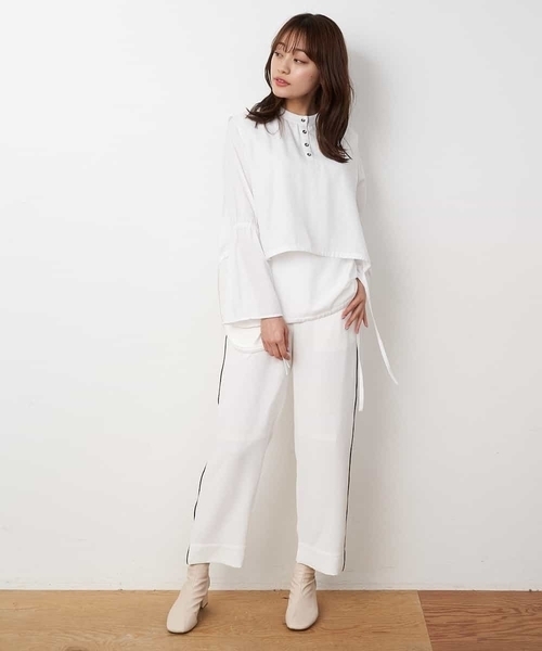 A de a.v.v（アードアー・ヴェ・ヴェ）の「［SET UP対応］配色パイピングパンツ（その他パンツ・レディース・ブラック/ホワイト・38/36/34）」の4枚目の写真