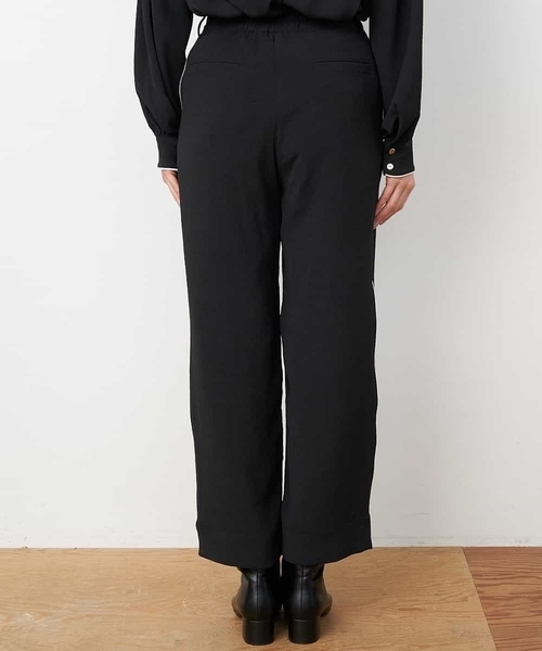 A de a.v.v（アードアー・ヴェ・ヴェ）の「［SET UP対応］配色パイピングパンツ（その他パンツ・レディース・ブラック/ホワイト・38/36/34）」の12枚目の写真