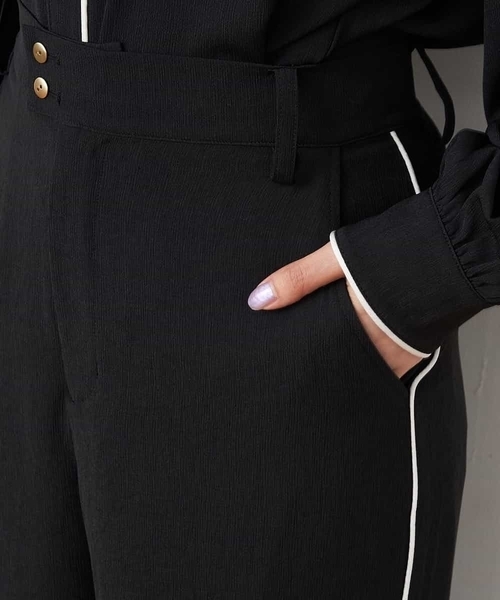 A de a.v.v（アードアー・ヴェ・ヴェ）の「［SET UP対応］配色パイピングパンツ（その他パンツ・レディース・ブラック/ホワイト・38/36/34）」の15枚目の写真