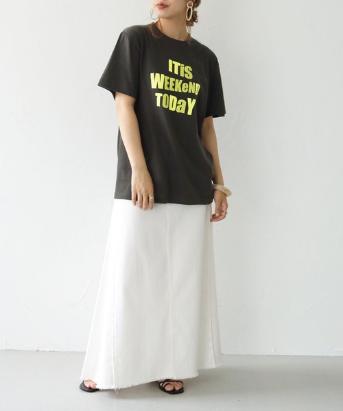 HER CLOSET（ハークローゼット）の「【shemoshelly】5.6オンスWeekendロゴTシャツ　新色追加（Tシャツ/カットソー・レディース・ホワイト/チャコールグレー/ブラック/ピンク/ネイビー/ホワイト系その他/ホワイト系その他2/ホワイト系その他3・S/M/L）」の22枚目の写真