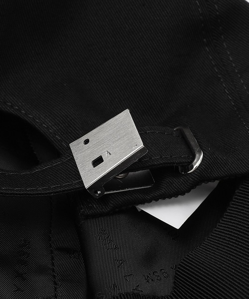 1017 ALYX 9SM(アリクス)の「LOGO HAT(キャップ・メンズ・ブラック・FREE)」の5枚目の写真