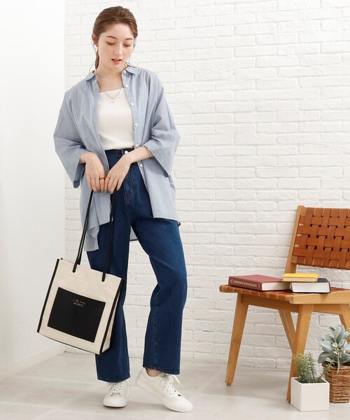 SHOO・LA・RUE（シューラルー）の「◆ストライプキャンバスポケットトート（トートバッグ・レディース・ブラック/ダークブラウン/サックスブルー・00）」の8枚目の写真