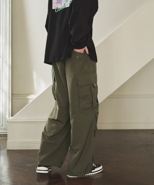 ADAMASTE（アダマスト）の「ルーズワイドミリタリーカーゴパンツ（カーゴパンツ・メンズ・ブラック/カーキ・SMALL/MEDIUM/LARGE）」の5枚目の写真
