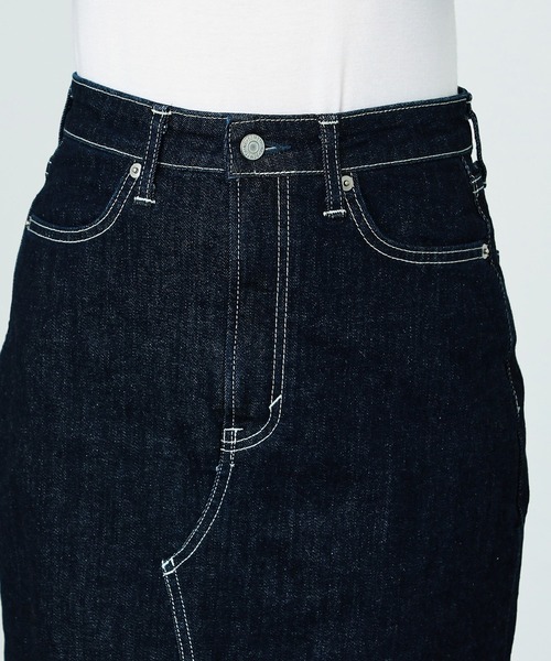 SOMETHING（サムシング）の「SOMETHING スリットデニムスカート（デニムスカート・レディース・ライトブルー/インディゴブルー・SMALL/MEDIUM）」の7枚目の写真