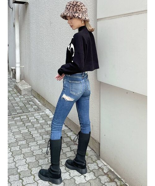 GYDA（ジェイダ）の「ハイウエスト ダブルBACKRIPPED デニムスキニーパンツ（デニムパンツ・レディース・ブルー/インディゴブルー・X-SMALL/SMALL/MEDIUM）」の13枚目の写真