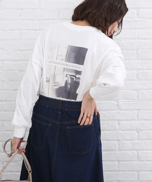 SHOO・LA・RUE(シューラルー)の「◆【シンプルで着回しが効く!】アソートプリントロンT(Tシャツ/カットソー・レディース・ホワイト系その他4/ホワイト系その他5/ベージュ系その他2/ベージュ系その他4/ブラック系3/オリーブ系・02/03)」の1枚目の写真