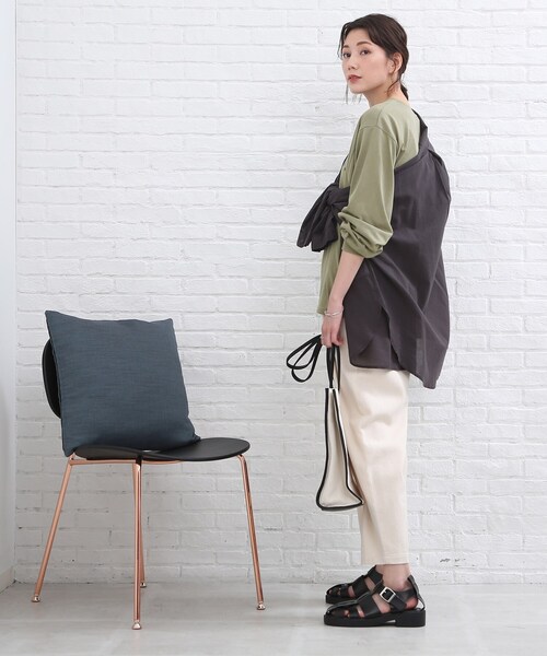 SHOO・LA・RUE(シューラルー)の「◆【シンプルで着回しが効く!】アソートプリントロンT(Tシャツ/カットソー・レディース・ホワイト系その他4/ホワイト系その他5/ベージュ系その他2/ベージュ系その他4/ブラック系3/オリーブ系・02/03)」の8枚目の写真