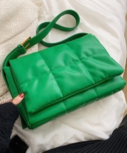 ARULE（アルール）の「『ARULE/アルール』キルティングショルダーバッグ【Y】【CN】（ショルダーバッグ・レディース・グリーン/ブラック/ブラウン・FREE）」の17枚目の写真