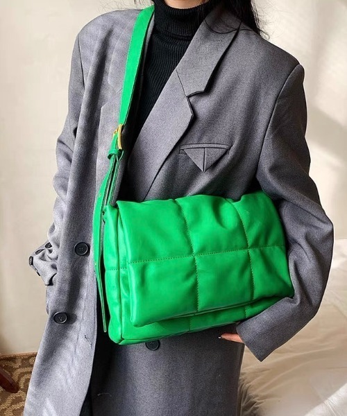 ARULE（アルール）の「『ARULE/アルール』キルティングショルダーバッグ【Y】【CN】（ショルダーバッグ・レディース・グリーン/ブラック/ブラウン・FREE）」の21枚目の写真