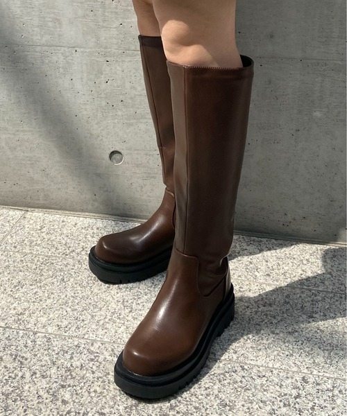 EPIMI E'PIMMY（エピミエピミー）の「ボリュームソールロングブーツ（ブーツ・レディース・ブラック/ダークブラウン・MEDIUM/LARGE）」の9枚目の写真