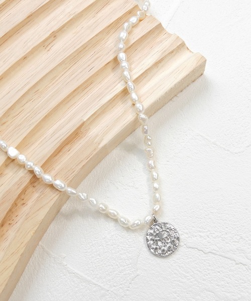 minia（ミニア）の「メタルプレートパールネックレス（ネックレス・レディース・シルバー/ゴールド・FREE）」の11枚目の写真