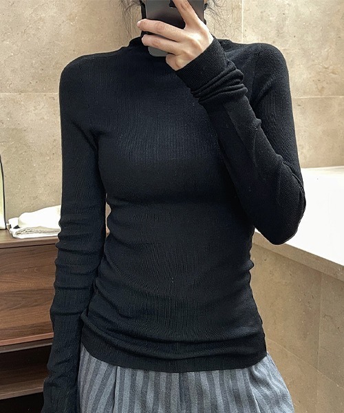 chuclla(チュクラ)の「スリットデザイン ウール ベーシックタートル chw22a110(Tシャツ/カットソー・レディース・ブラウン/グリーン/グレー/ブラック・FREE)」の2枚目の写真