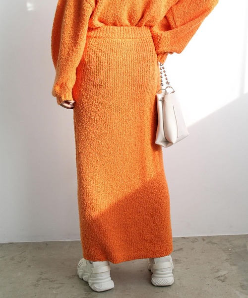GeeRA(ジーラ)の「ブークレ素材ニットタイトスカート(スカート・レディース・オレンジ/ブルー/ブラック・LARGE/MEDIUM/SMALL)」の15枚目の写真