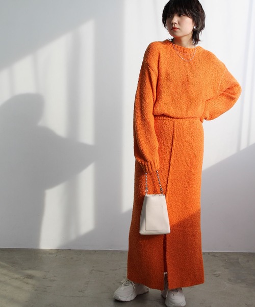 GeeRA(ジーラ)の「ブークレ素材ニットタイトスカート(スカート・レディース・オレンジ/ブルー/ブラック・LARGE/MEDIUM/SMALL)」の16枚目の写真