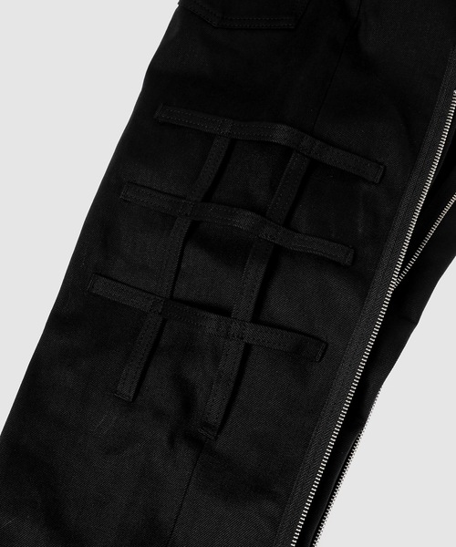 TAKAHIROMIYASHITATheSoloIst.（タカヒロミヤシタザソロイスト）の「bondage jean.（デニムパンツ・メンズ・ブラック・46/48）」の5枚目の写真