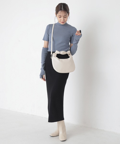 ALTROSE（アルトローズ）の「【WEARISTA　haruさん紹介】2WAYショルダーバッグ [ミア]（ショルダーバッグ・レディース・パープル/アイボリー/ブラック・FREE）」の21枚目の写真