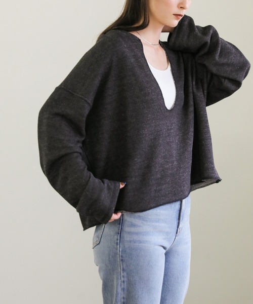 select MOCA（セレクトモカ）の「Uネックスウェットショート丈プルオーバー（スウェット・レディース・ライトグレー/ブラック/ダークベージュ・FREE）」の20枚目の写真