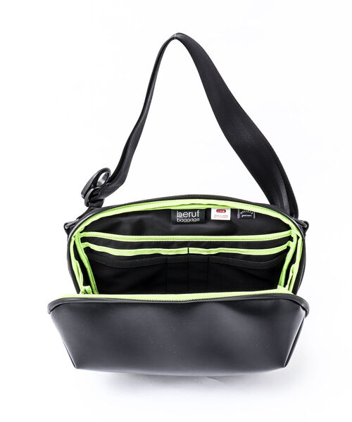beruf baggage（ベルーフバゲッジ）の「【beruf baggage/ベルーフ バゲッジ】別注URBAN EX-NLS6 スリングパック（ボディバッグ/ウエストポーチ・メンズ・ブラック・FREE）」の3枚目の写真