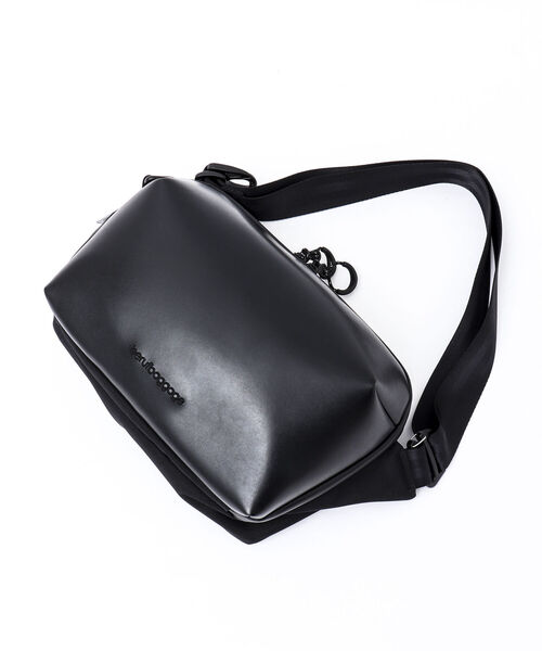 beruf baggage（ベルーフバゲッジ）の「【beruf baggage/ベルーフ バゲッジ】別注URBAN EX-NLS6 スリングパック（ボディバッグ/ウエストポーチ・メンズ・ブラック・FREE）」の22枚目の写真