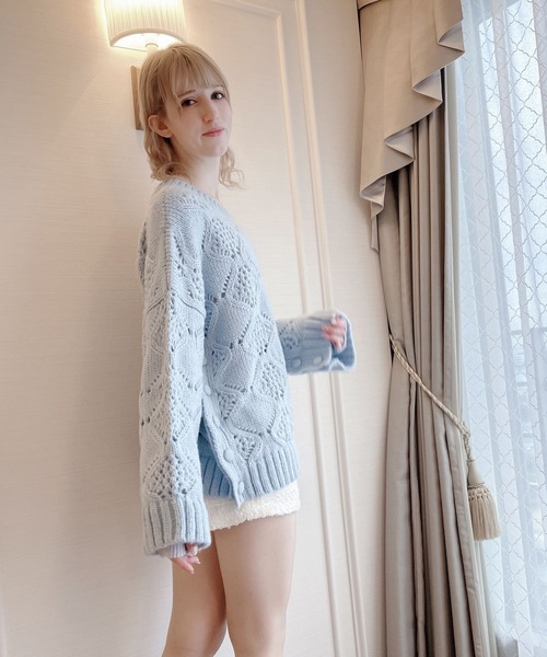 lilLilly（リルリリー）の「ケーブルニットトップス（ニット/セーター・レディース・ピンク/ホワイト/ブルー・FREE）」の10枚目の写真