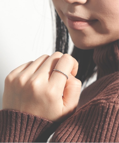 Jewel closet by L&Co.(ジュエルクローゼットバイエルアンドコー)の「プラチナ シンプルリング(リング・レディース・シルバー系その他3/シルバー系その他2/シルバー系その他・11号/9号/13号)」の7枚目の写真