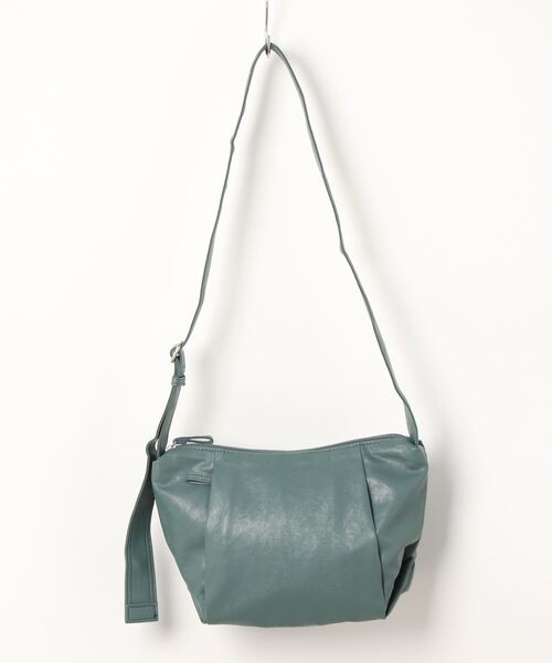 ikka（イッカ）の「PUハーフムーンミニショルダーバッグ（ショルダーバッグ・レディース・オフホワイト/グリーン/オレンジ/ブラック/ダークグリーン/グレー/イエロー/グリーン系その他・FREE）」の17枚目の写真