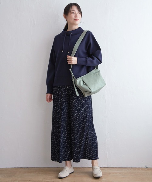 ikka（イッカ）の「PUハーフムーンミニショルダーバッグ（ショルダーバッグ・レディース・オフホワイト/グリーン/オレンジ/ブラック/ダークグリーン/グレー/イエロー/グリーン系その他・FREE）」の18枚目の写真