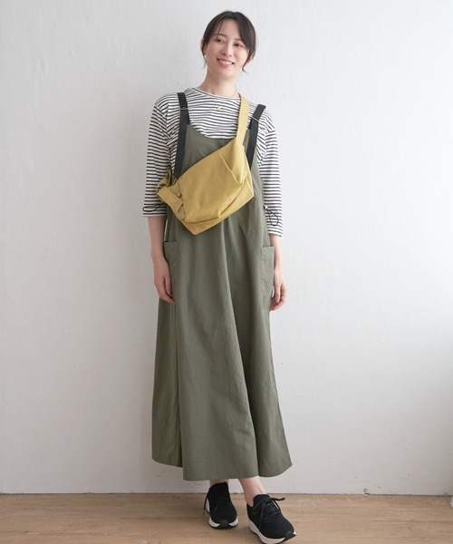 ikka（イッカ）の「PUハーフムーンミニショルダーバッグ（ショルダーバッグ・レディース・オフホワイト/グリーン/オレンジ/ブラック/ダークグリーン/グレー/イエロー/グリーン系その他・FREE）」の20枚目の写真