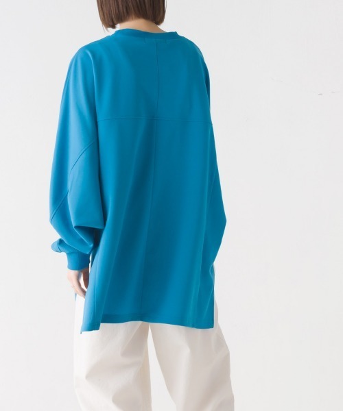 OMNES（オムネス）の「梨地ドルマンスリーブプルオーバー長袖（その他トップス・レディース・ベージュ/アイボリー/ブラック/ブルー・FREE）」の7枚目の写真