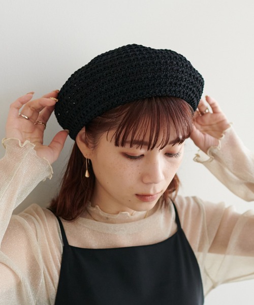 DISCOAT（ディスコート）の「柄編みクロシェベレー帽（ハンチング/ベレー帽・レディース・ブラック/ベージュ・FREE）」の2枚目の写真