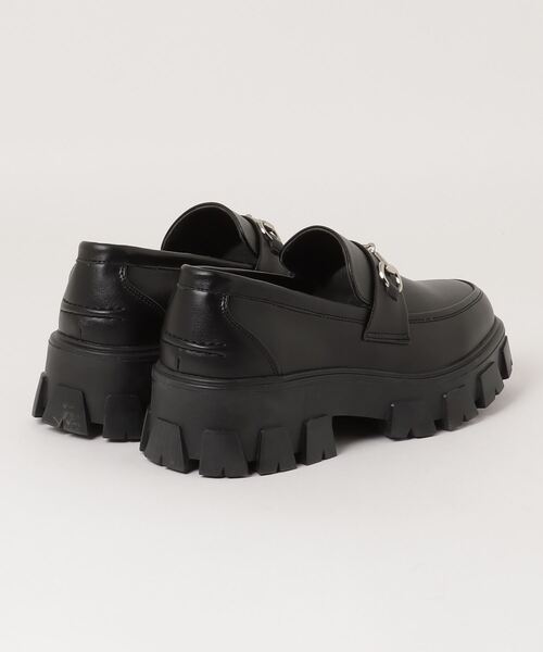 LOVEHUNTER（ラブハンター）の「ハイソールローファー